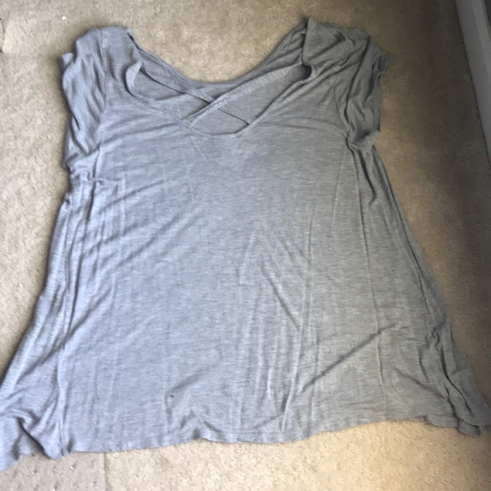 Tee